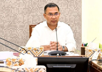 প্রধানমন্ত্রীর ‘আর্লি অফিস’ প্রভাব: ৯টার আগে ডেস্কে সব সচিব