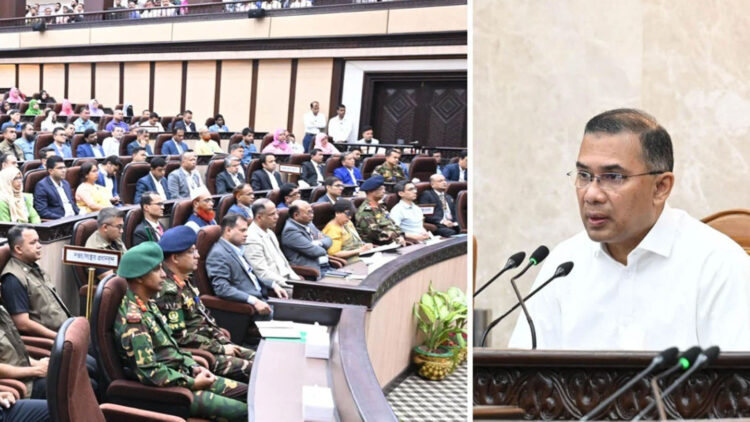 ছুটির দিনেও প্রধানমন্ত্রীর কর্মব্যস্ততা; তেজগাঁও কার্যালয়ে অফিস