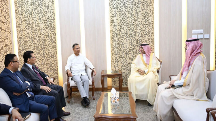 তারেক রহমান-সৌদি রাষ্ট্রদূত বৈঠক: গুরুত্ব পেল দ্বিপাক্ষিক ইস্যু
