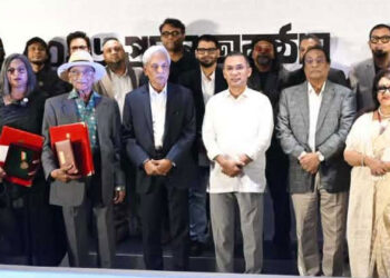 একুশে পদক ২০২৬: ববিতা, শফিক রেহমান ও ওয়ারফেজসহ সম্মাননা পেলেন যারা