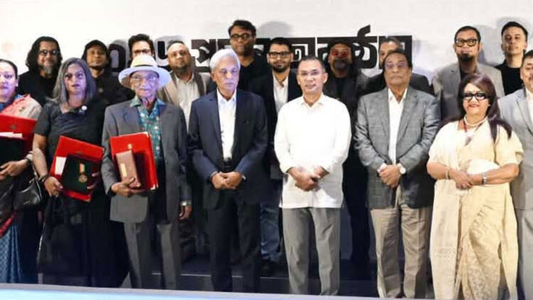 একুশে পদক ২০২৬: ববিতা, শফিক রেহমান ও ওয়ারফেজসহ সম্মাননা পেলেন যারা