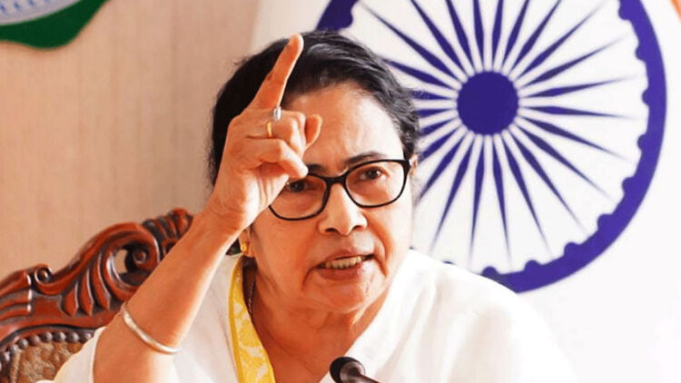 বাংলাদেশের সফল নির্বাচন দেখে ভারতের কমিশনের শেখা উচিত: মমতা