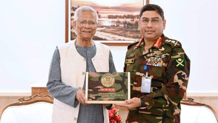 রাষ্ট্রীয় গুরুত্বপূর্ণ ইস্যু নিয়ে আলোচনা: প্রধান উপদেষ্টার সঙ্গে সেনাপ্রধানের সাক্ষাৎ