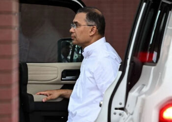 তারেক রহমানের নতুন মিশন: অর্থনীতি ও কূটনীতিসহ কঠিন ৫ চ্যালেঞ্জ