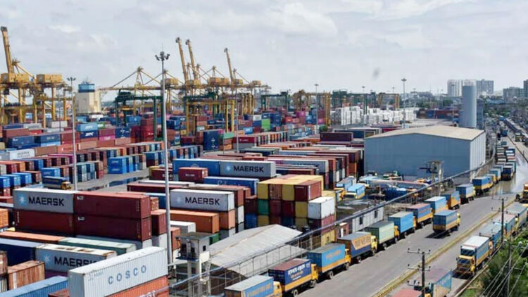 আটকে আছে রমজানের ভোগ্যপণ্য, বাজার পরিস্থিতি অনিশ্চিত