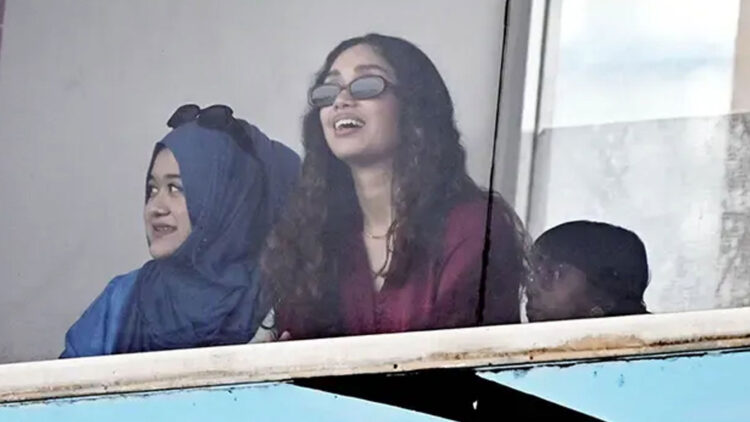 বাংলাদেশ-পাকিস্তান ম্যাচ দেখতে মিরপুর স্টেডিয়ামে জাইমা রহমান